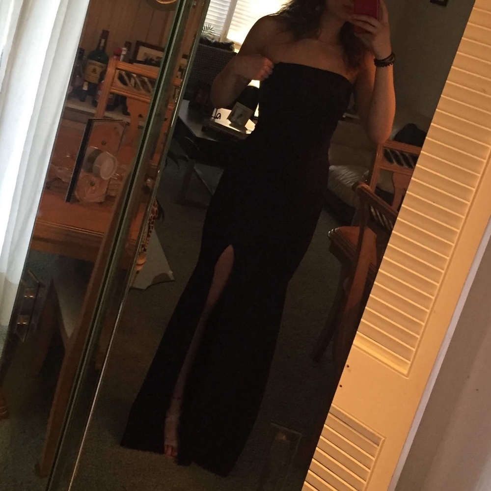 Navy blue evening gown with a slit - Picture 4 of 5